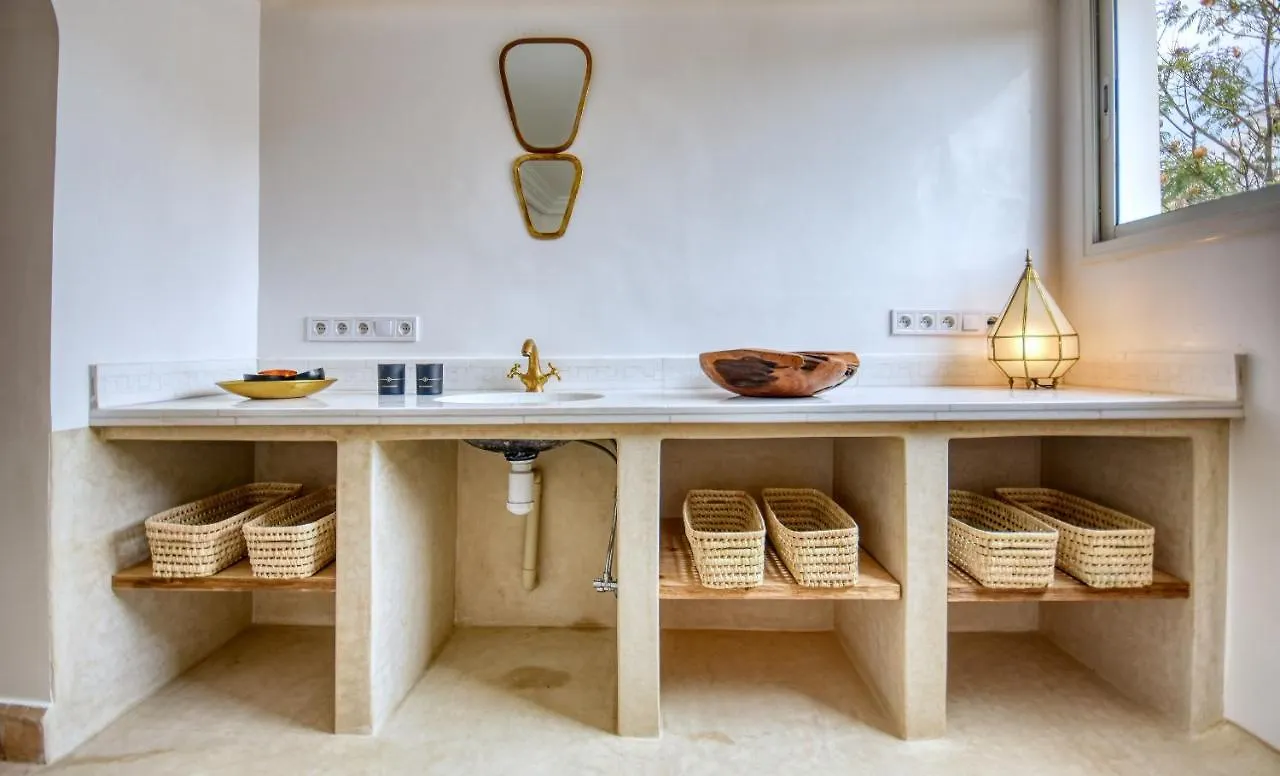 Riad Domek - Superbe Riad Avec Rooftop - 6 Px Agadir