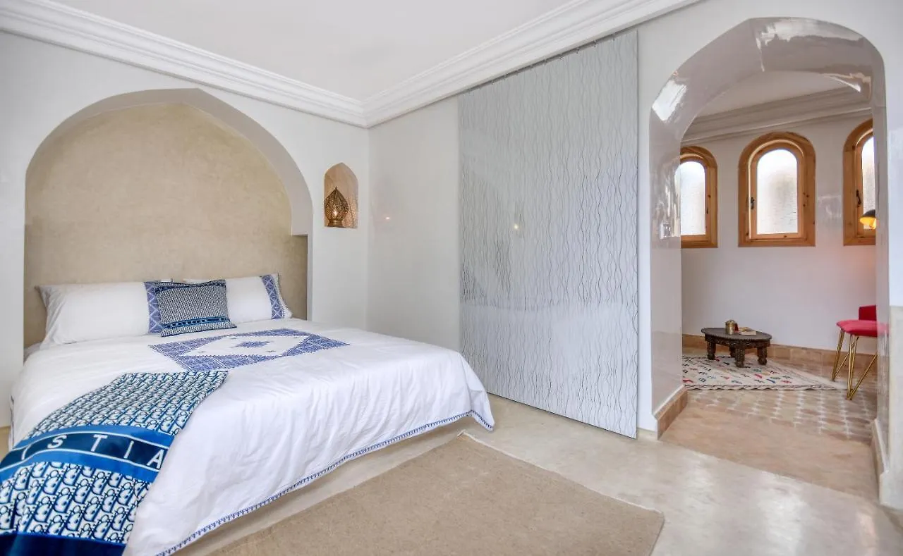 Riad Domek - Superbe Riad Avec Rooftop - 6 Px Agadir
